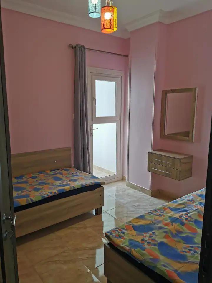 Schoene Europaeische 2 Zi. In Al Dahar Apartmán Hurghada